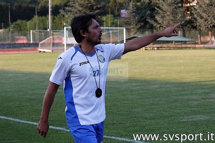 Calcio, Cairese. Solari incensa i gialloblu dopo la vittora con il Campomorone: "Ho una grande squadra" Calcio, Cairese. Solari incensa i gialloblu dopo la vittora con il Campomorone: "Ho una grande squadra"