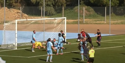 Calcio. Il Vado inizia il campionato nel segno dei suoi attaccanti. Gli highlights del 2-0 alla Sanremese (VIDEO)