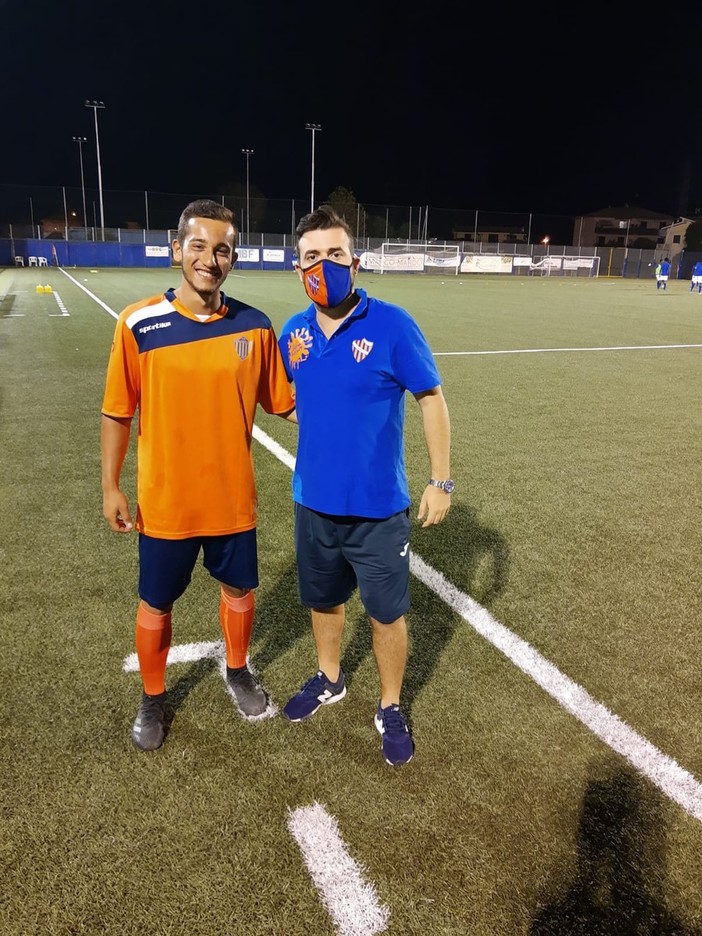 Calciomercato. La Villanovese chiude il proprio mercato, dal Pontelungo arriva Francesco Tesoro