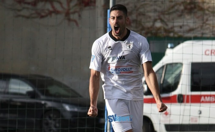 Calcio, Derthona. Bomber Buongiorno non si ferma più: "Il calcio è così, ora ho l'esperienza per gestire i momenti della stagione" (VIDEO) Calcio, Derthona. Bomber Buongiorno non si ferma più: "Il calcio è così, ora ho l'esperienza per gestire i momenti della stagione" (VIDEO)