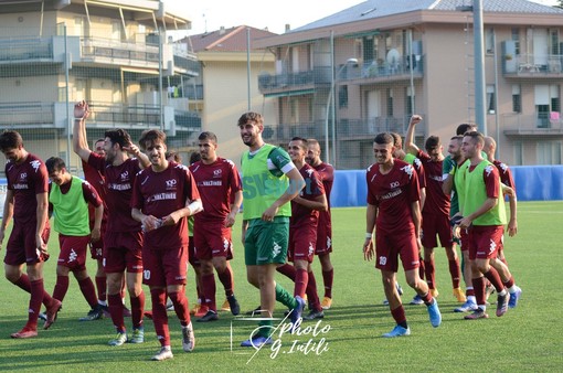Calcio, Ventimiglia - Albenga. Divieto di somministrazione alcoliche dentro e fuori lo stadio nel pomeriggio del match Calcio, Ventimiglia - Albenga. Divieto di somministrazione alcoliche dentro e fuori lo stadio nel pomeriggio del match