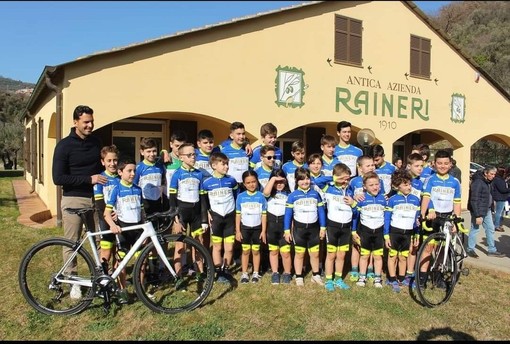 Ciclismo, UC Imperia Olio Raineri il presidente Lupo lancia le iscrizioni: “Società giovane ma già strutturata e moderna” (foto)