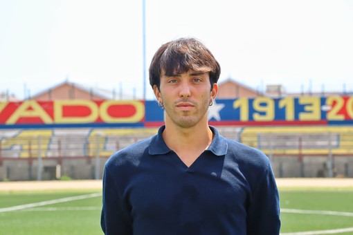 Calciomercato | Ufficiale l'ingaggio di Dellepiane, il Vado presenta il giocatore Calciomercato | Ufficiale l'ingaggio di Dellepiane, il Vado presenta il giocatore