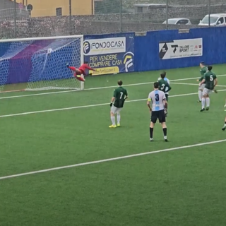 Calcio, Peitra Ligure. Il diagonale di Gabriele Insolito e la cometa di Sancinito: i gol contro l'Angelo Baiardo (VIDEO)