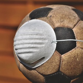 Calcio. Il Covid torna a condizionare subito la ripresa calcistica, rinviate numerose partite di Coppa dopo l'ordinanza di Regione Liguria