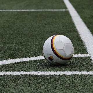 Similitudini e differenze tra le scommesse sportive e il gioco d'azzardo online