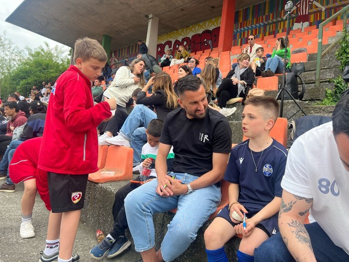 FOTONOTIZIA. Massimo Coda al Corrent, l'attaccante della Samp assiste al Torneo Internazionale Giacomo Comparato FOTONOTIZIA. Massimo Coda al Corrent, l'attaccante della Samp assiste al Torneo Internazionale Giacomo Comparato