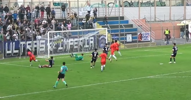 Calcio | Imperia all'inglese sul Celle Varazze, la sintesi del successo nerazzurro al Ciccione (VIDEO) Calcio | Imperia all'inglese sul Celle Varazze, la sintesi del successo nerazzurro al Ciccione (VIDEO)