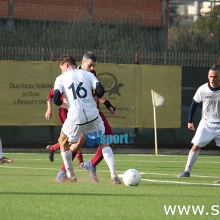 Calcio, Prima Categoria. Camporosso e Pra all'atto decisivo, un pareggio e i rossoblu possono toccare la Promozione
