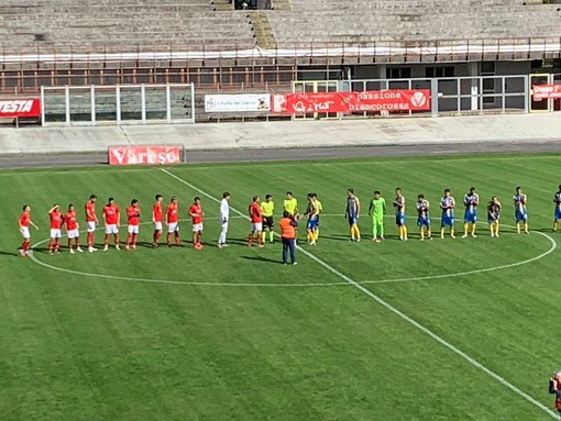 Calcio. Alla Cairese non basta una grande ripresa, il Varese brinda con Guerini e Romero