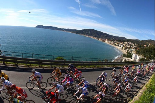 Ciclismo, Trofeo Laigueglia: ecco le squadre ai nastri di partenza!