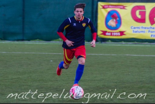 Calcio, Finale. E' stata una domenica da incorniciare per Luca Spadoni: "Felice per il mio primo gol, ora avanti senza pressioni" Calcio, Finale. E' stata una domenica da incorniciare per Luca Spadoni: "Felice per il mio primo gol, ora avanti senza pressioni"