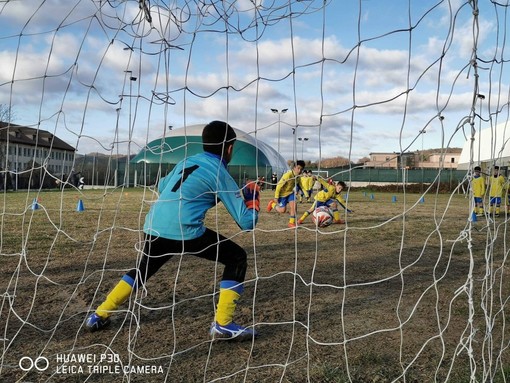 Calcio giovanile. Genoa e Samp attente sul vivaio della Cairese, dopo Carta tocca al portiere Andrea Levratto
