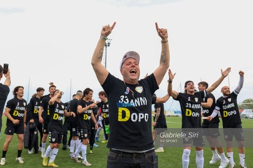 Calcio, Albenga. Marinelli incontra nel pomeriggio i giornalisti, svolta societaria in arrivo? Calcio, Albenga. Marinelli incontra nel pomeriggio i giornalisti, svolta societaria in arrivo?