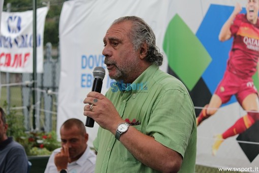 Calcio, Legino. Carella replica a Marinelli: "Può concentrarsi sulla costruzione di un nuovo stadio, la concessione del Ruffinengo scade nel 2034" Calcio, Legino. Carella replica a Marinelli: "Può concentrarsi sulla costruzione di un nuovo stadio, la concessione del Ruffinengo scade nel 2034"