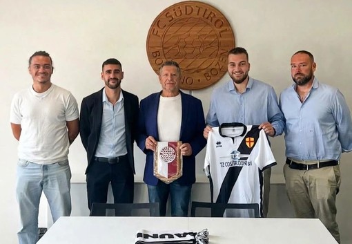 Calcio | Albingaunia | La dirigenza bianconera a Bolzano, è nata ufficialmente la partnership con il Sudtirol Calcio | Albingaunia | La dirigenza bianconera a Bolzano, è nata ufficialmente la partnership con il Sudtirol