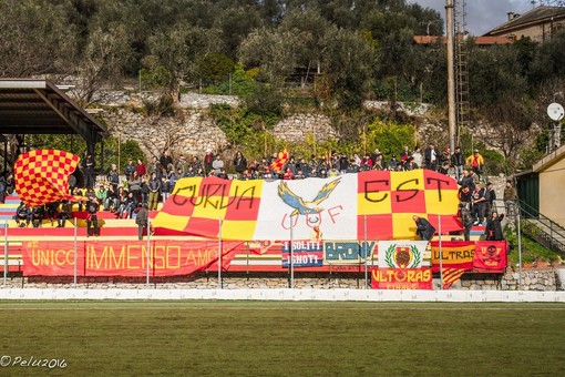 Calcio, Finale. La carica dei tifosi: "Domenica tutti al Borel... per continuare a sognare!"