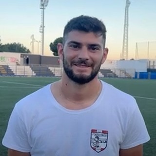 Calcio, Pontelungo. Corciulo non vedeva l'ora: "Finalmente in granata! Ho trovato tanti amici in un ambiente familiare" (VIDEO) Calcio, Pontelungo. Corciulo non vedeva l'ora: "Finalmente in granata! Ho trovato tanti amici in un ambiente familiare" (VIDEO)