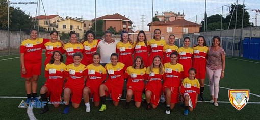 Calcio, Albenga. E' nata la squadra femminile, il tecnico sarà Maurizio Carle Calcio, Albenga. E' nata la squadra femminile, il tecnico sarà Maurizio Carle