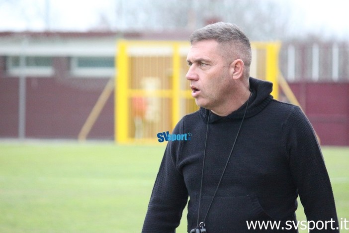 Calcio, Cisano. Porcella e i biancoblu a fianco di Torres del Bordighera: "Gli auguriamo una rapida ripresa, arancioblu avversari quotatissimi" Calcio, Cisano. Porcella e i biancoblu a fianco di Torres del Bordighera: "Gli auguriamo una rapida ripresa, arancioblu avversari quotatissimi"
