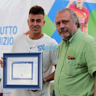 El Shaarawy col presidente del Legino Carella El Shaarawy col presidente del Legino Carella