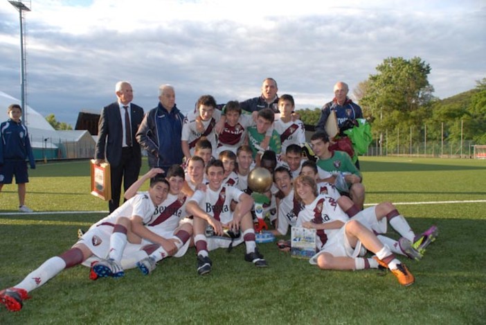 Il Torino vincitore della scorsa edizione Il Torino vincitore della scorsa edizione