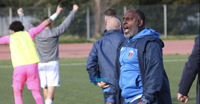 Calcio | Arenzano. Sarà Rodrigue Boisfer il nuovo allenatore Calcio | Arenzano. Sarà Rodrigue Boisfer il nuovo allenatore