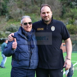 Calcio. L'Alassio FC viaggia a gonfie vele, il Presidente Vincenzi: "È un buon momento" Calcio. L'Alassio FC viaggia a gonfie vele, il Presidente Vincenzi: "È un buon momento"