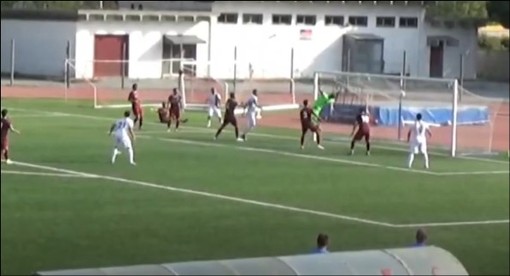 Calcio, Serie D. Ecco le doppietta di Di Renzo e il gol di Lo Bosco nel 3-2 al Borgosesia (VIDEO)