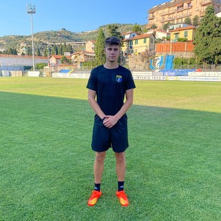 Calciomercato, Imperia. Un rinforzo dall'Ospedaletti, ha firmato Valentino Cassini