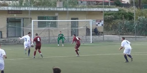 Calcio. Il Legino butta alle ortiche un ottimo primo tempo, il Ventimiglia colpisce nella ripresa con Sparma e Aretuso (VIDEO) Calcio. Il Legino butta alle ortiche un ottimo primo tempo, il Ventimiglia colpisce nella ripresa con Sparma e Aretuso (VIDEO)