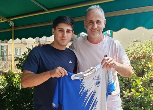 Calciomercato | Le geometrie di Kacellari per la mediana del Cisano. Il ds Sportelli: "Dimostrerà subito di essere un giocatore da categoria superiore" Calciomercato | Le geometrie di Kacellari per la mediana del Cisano. Il ds Sportelli: "Dimostrerà subito di essere un giocatore da categoria superiore"