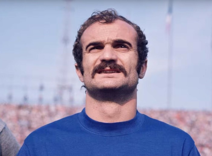 Sandro Mazzola con la maglia azzurra (foto Figc) Sandro Mazzola con la maglia azzurra (foto Figc)