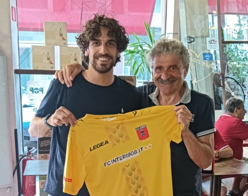 Calciomercato | Altarese, Nicolò Apicella ritrova mister Frumento Calciomercato | Altarese, Nicolò Apicella ritrova mister Frumento