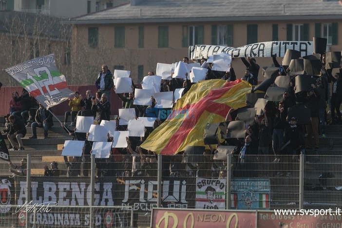 Calcio, Albenga. Equilibrio labile, ma le porte per il cambio societario non sono chiuse