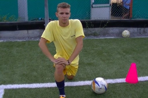 Calciomercato. Speranza. Per la mediana c'è Gaetano D Mare e il calcio savonese potrebbe ritrovare Lorenzo Ninivaggi Calciomercato. Speranza. Per la mediana c'è Gaetano D Mare e il calcio savonese potrebbe ritrovare Lorenzo Ninivaggi