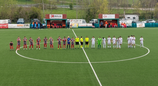 Calcio | Eccellenza. Poco meno di un'ora per puntare alla salvezza, stasera tornano in campo Carcarese e Arenzano