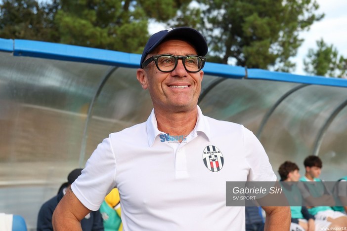 Calcio, Savona. Cola vuole un passo avanti dagli Striscioni: "Pari con la Sestrese giusto, ma in certi frangenti siamo ancora poco squadra" (VIDEO) Calcio, Savona. Cola vuole un passo avanti dagli Striscioni: "Pari con la Sestrese giusto, ma in certi frangenti siamo ancora poco squadra" (VIDEO)