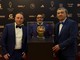 Calcio. Notte da Pallone d'oro per Simone Marinelli, l'ex presidente di Savona e Albenga a Parigi insieme a Simone Sinopia e Roberto Cancellara Calcio. Notte da Pallone d'oro per Simone Marinelli, l'ex presidente di Savona e Albenga a Parigi insieme a Simone Sinopia e Roberto Cancellara