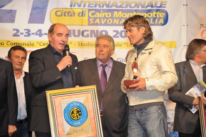 Città di Cairo Montenotte! E ora tocca a Gimmy Ghione e ai Campioni Città di Cairo Montenotte! E ora tocca a Gimmy Ghione e ai Campioni