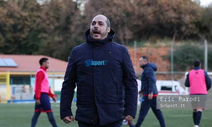 Le lettere alla redazione | Maxi squalifica per La Monica: "Dai referti i dirigenti appaiono come dei delinquenti, non c'è dialogo con la classe arbitrale" Le lettere alla redazione | Maxi squalifica per La Monica: "Dai referti i dirigenti appaiono come dei delinquenti, non c'è dialogo con la classe arbitrale"