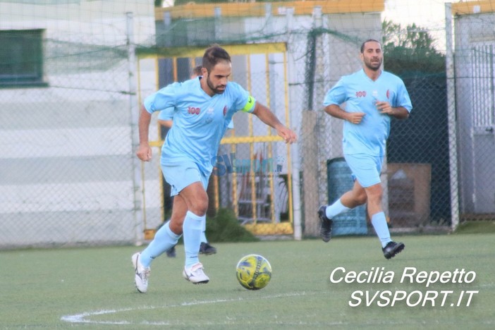 Calcio, Covid 19. C'è il passo indietro anche da parte dei giocatori della Veloce: "Non possiamo permetterci una nuova quarantena"