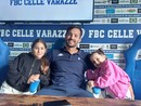 Bomber Akkari con la figlia Soleil e Sofia, figlia del direttore Barletta