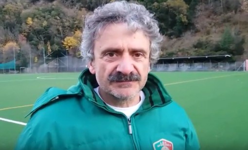 Calcio, Speranza. Frumento allarga le braccia: "Non è un momento fortunato. Quintavalle per noi è una risorsa importantissima" (VIDEO) Calcio, Speranza. Frumento allarga le braccia: "Non è un momento fortunato. Quintavalle per noi è una risorsa importantissima" (VIDEO)