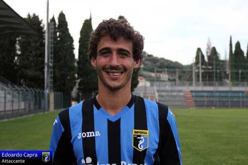 Calcio, Serie D: Capra rialza l'Imperia, il Derthona frena al "Comunale" la Sanremese (LA CLASSIFICA PARZIALE) Calcio, Serie D: Capra rialza l'Imperia, il Derthona frena al "Comunale" la Sanremese (LA CLASSIFICA PARZIALE)