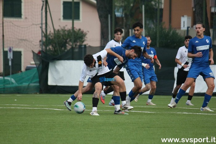 Calcio, Prima Categoria A. Aria di derby tra il Cisano e l'Albingaunia, Altarese e Cengio pronte al confronto con Ventimiglia e Golfo
