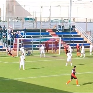 Calcio, Eccellenza: il Rivasamba passa a Imperia, decide il gol di Cuneo (Gli highlights)