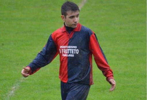Calcio, Mallare. I rossoblu tra "Una barca nel bosco" e il mercato, tornano Pistone, De Gradi e Diop Calcio, Mallare. I rossoblu tra "Una barca nel bosco" e il mercato, tornano Pistone, De Gradi e Diop