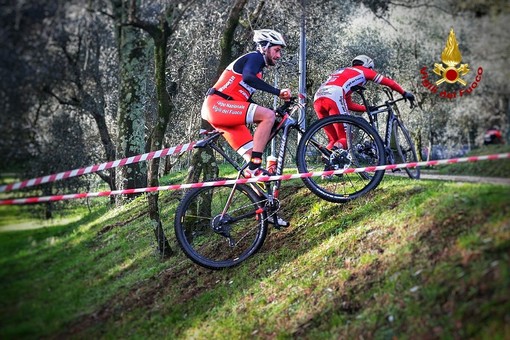 Campionato Italiano VVF Ciclocross ad Arezzo, primi e secondi posti per i vigili del fuoco Berta, Leoncini e Amato