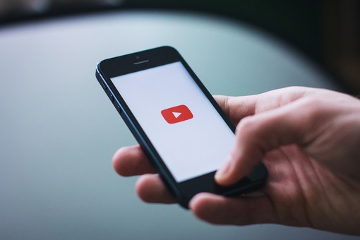 Se desideri scaricare da YouTube i tuoi video preferiti in file mp3 di alta qualità, con GO-MP3 è possibile! Se desideri scaricare da YouTube i tuoi video preferiti in file mp3 di alta qualità, con GO-MP3 è possibile!